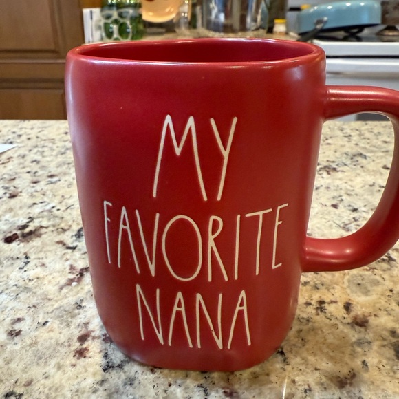 Rae Dunn Mug - My Favorite Nana - Picture 1 of 4